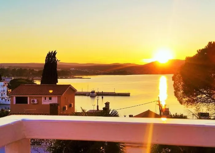 Blue Sky アパート *