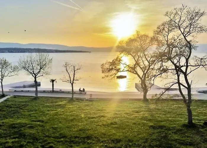 アパート Blue Sky マリンスカ