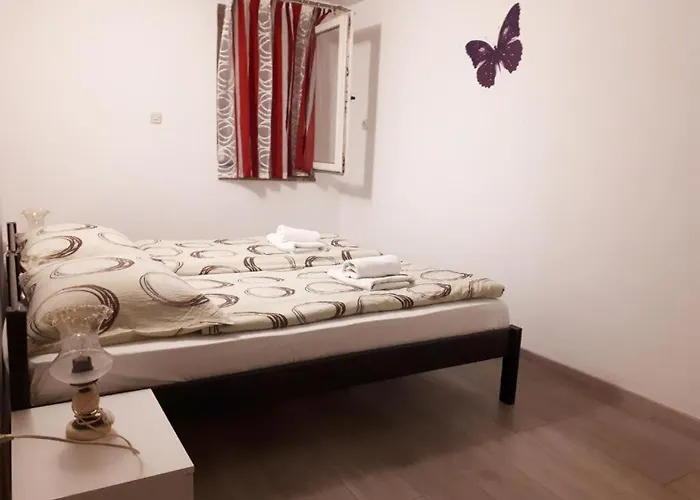 Blue Sky アパート *